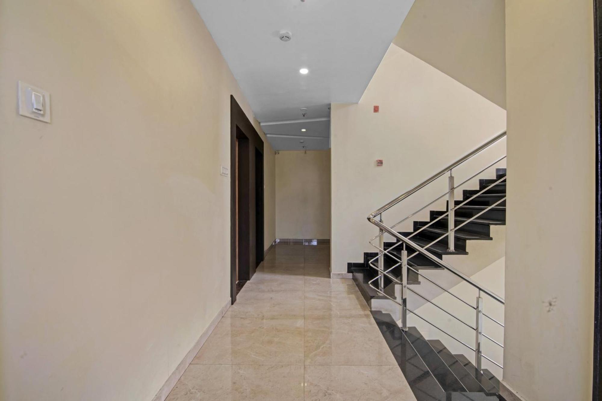 Townhouse 700 Hotel Krishna. Nagpur Luaran gambar